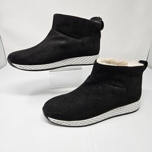 Urban Sport by J Slides Winter Ankle Boots Size 10 Black Faux Suede & Fur Lining